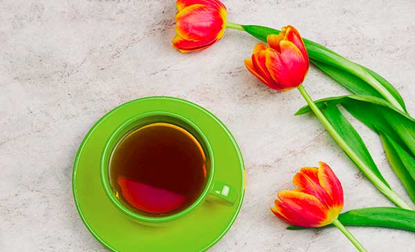 loose leaf tea in spring