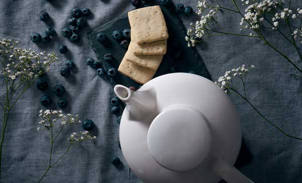 Teapot of Blueberry White tea