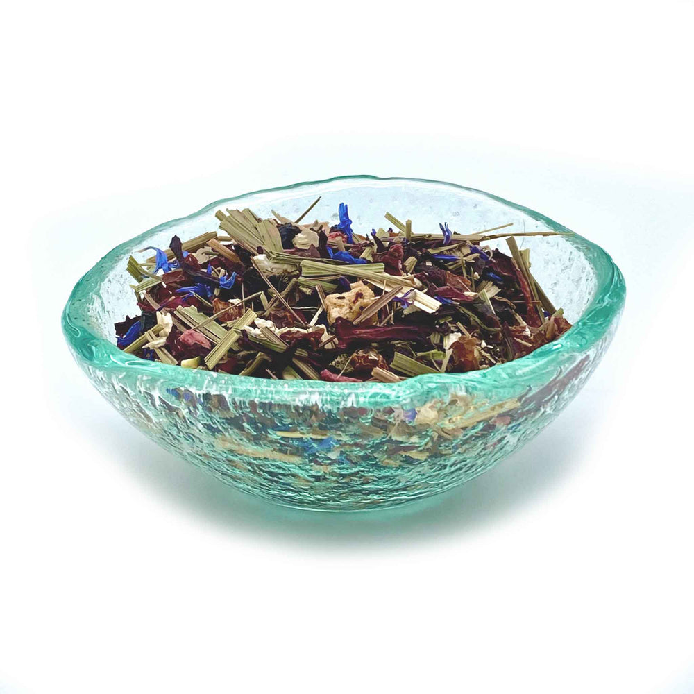 elderberry hibiscus tea in dish