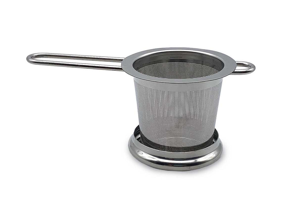 stainless steel tea strainer with lid as coaster 